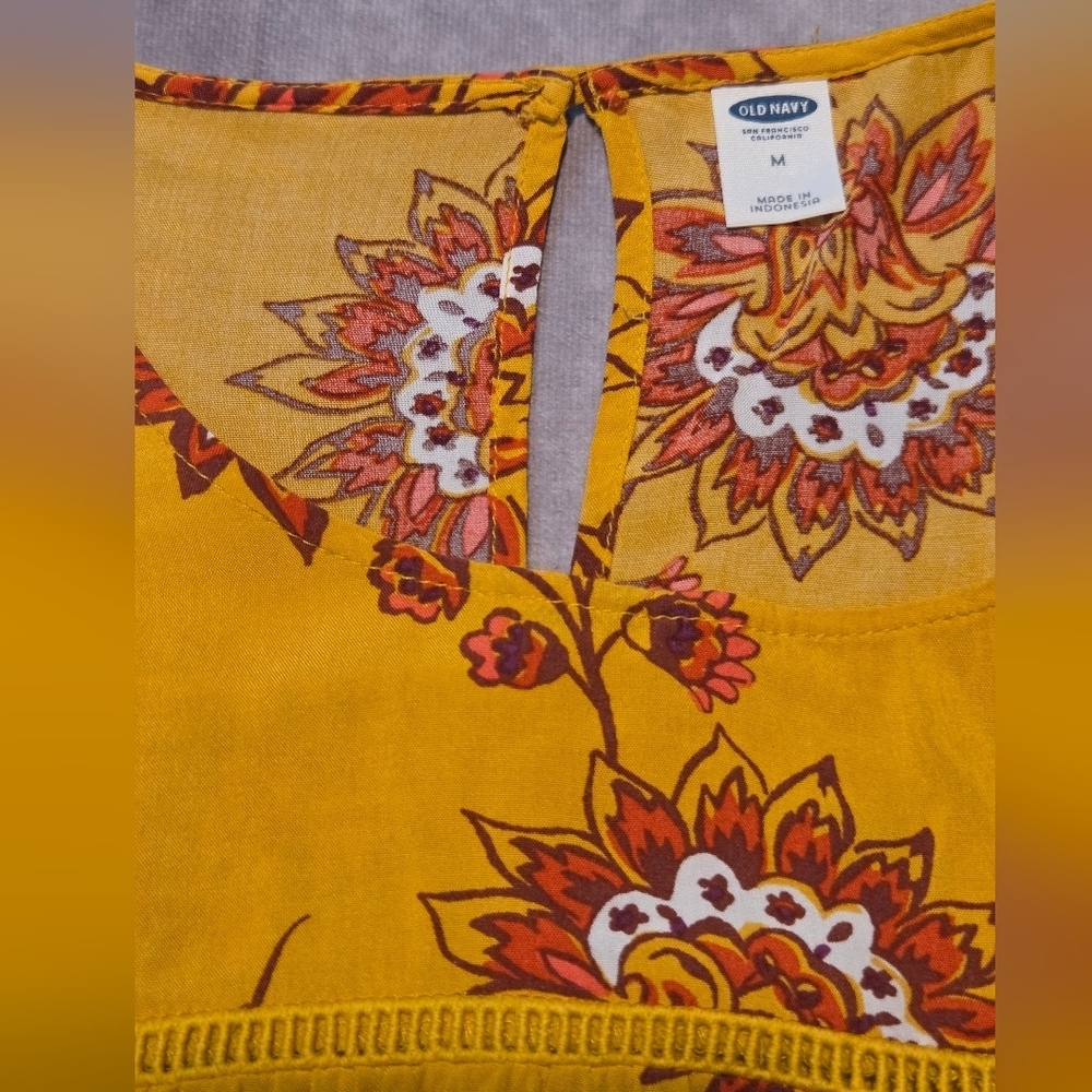 Old Navy Women's Floral Peasant Top Blouse Boho Yellow Floral Flowy Size Medium - Picture 5 of 10